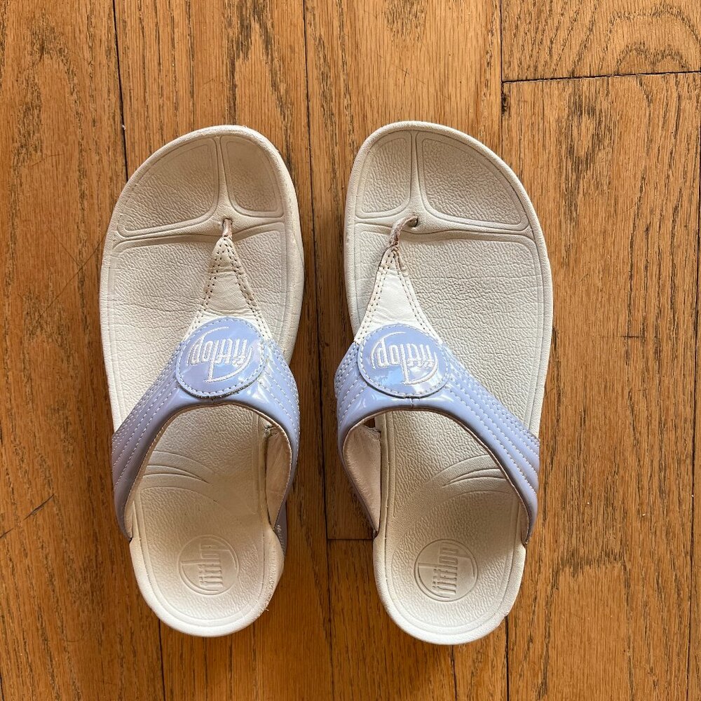 FitFlop Leather Thong Sandals, Size 8